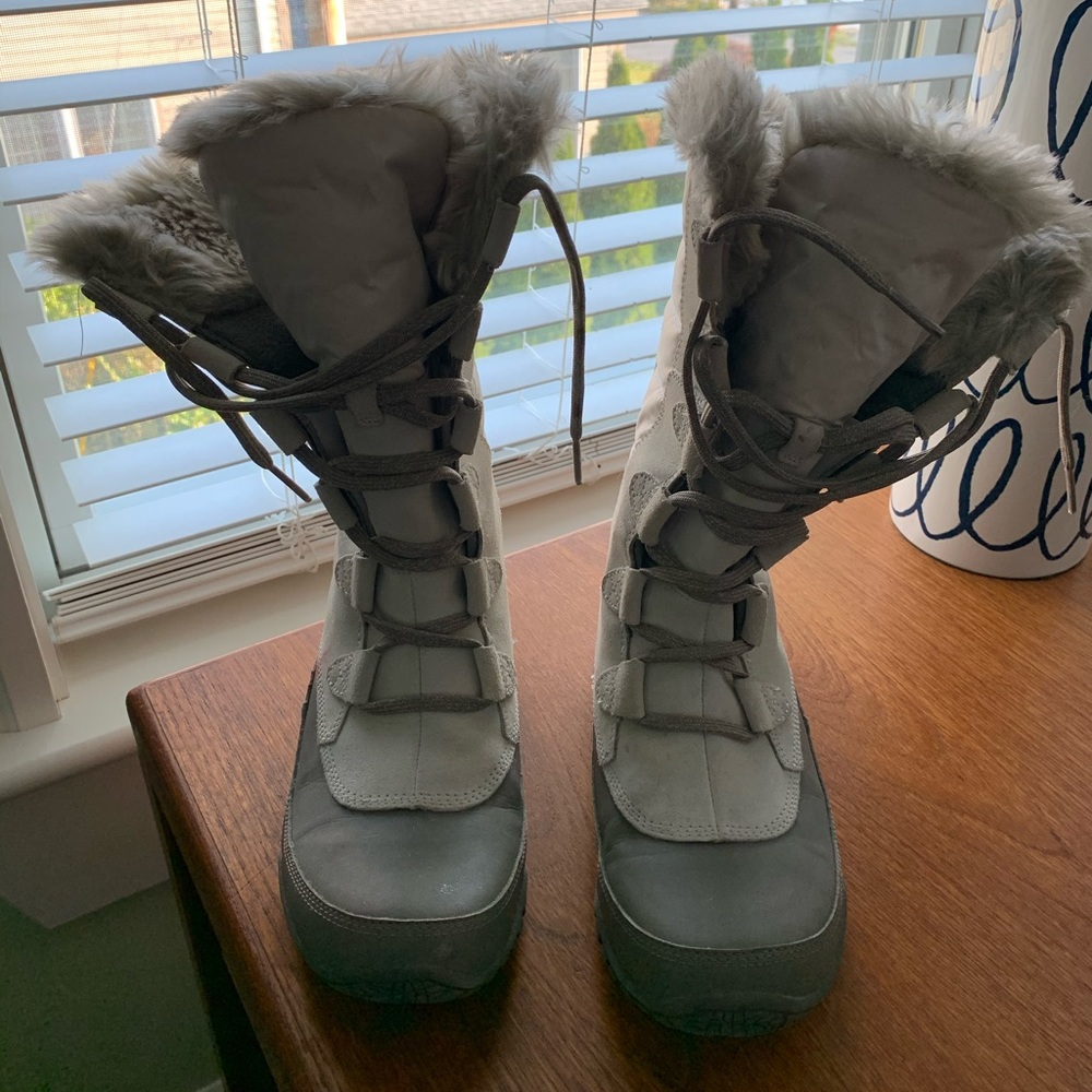 The North Face Primaloft Winter Boots